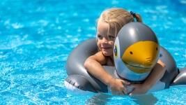 koupaliště swimming-pool-3567607 1280